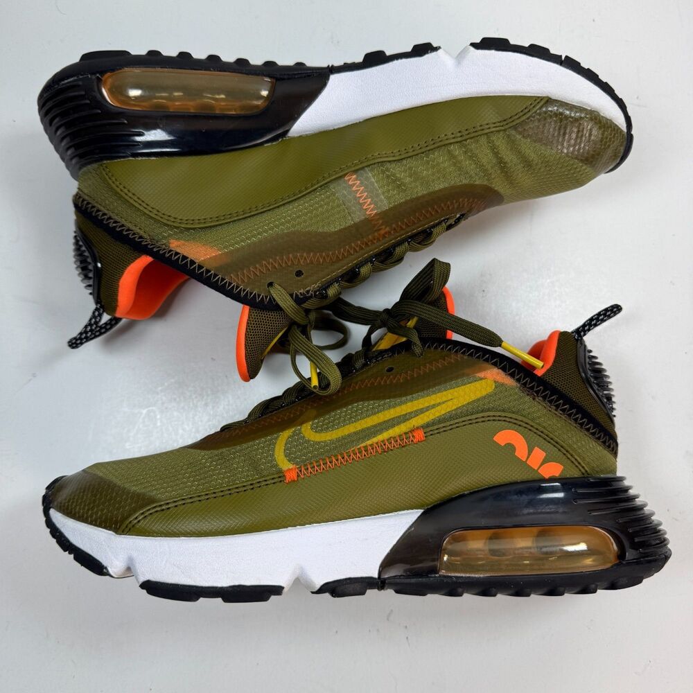 Nike Air Max 2090 Olive Flak University Gold Womens Size 8 Sneakers DC1875-300